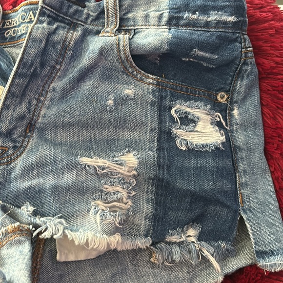 American Eagle Outfitters high waisted distressed jean shorts - Picture 3 of 8